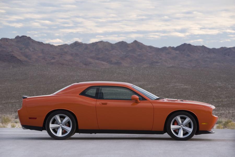  Dodge Challenger SRT8 2008 года  (фото 248 из 356)